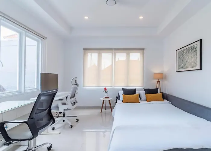 Modern 3br With Pool And Rooftop Lounge *