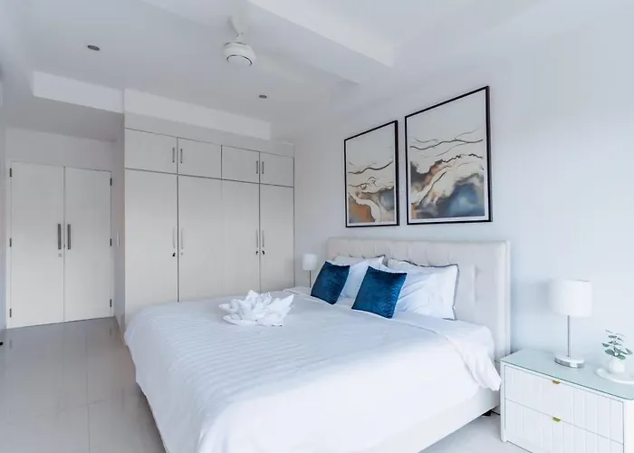 Modern 3br With Pool And Rooftop Lounge